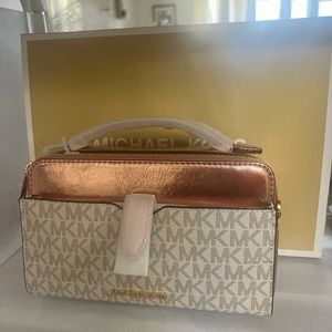 Brand New MK Jet Set Medium Signature Logo and Patent Double-Zip Crossbody Bag